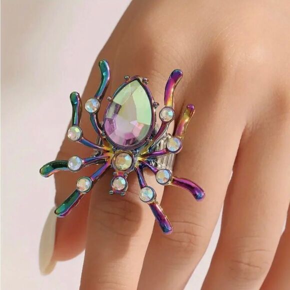 🎃 Betsey Johnson stunning sparkling crystal spider ring 🎃 - Picture 3 of 5